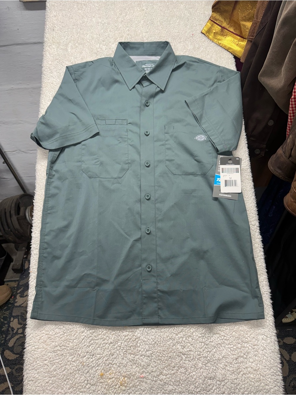 Dickies Temp-IQ performance woven shirt, cooling, moisture wicking size Med new